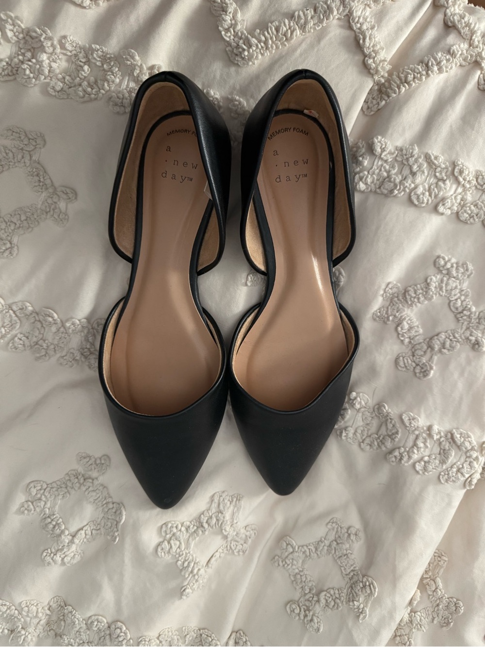 A New Day Black Pointed Flats Size 7